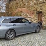 bmw-330e-2023-34