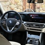 bmw-330e-2023-44