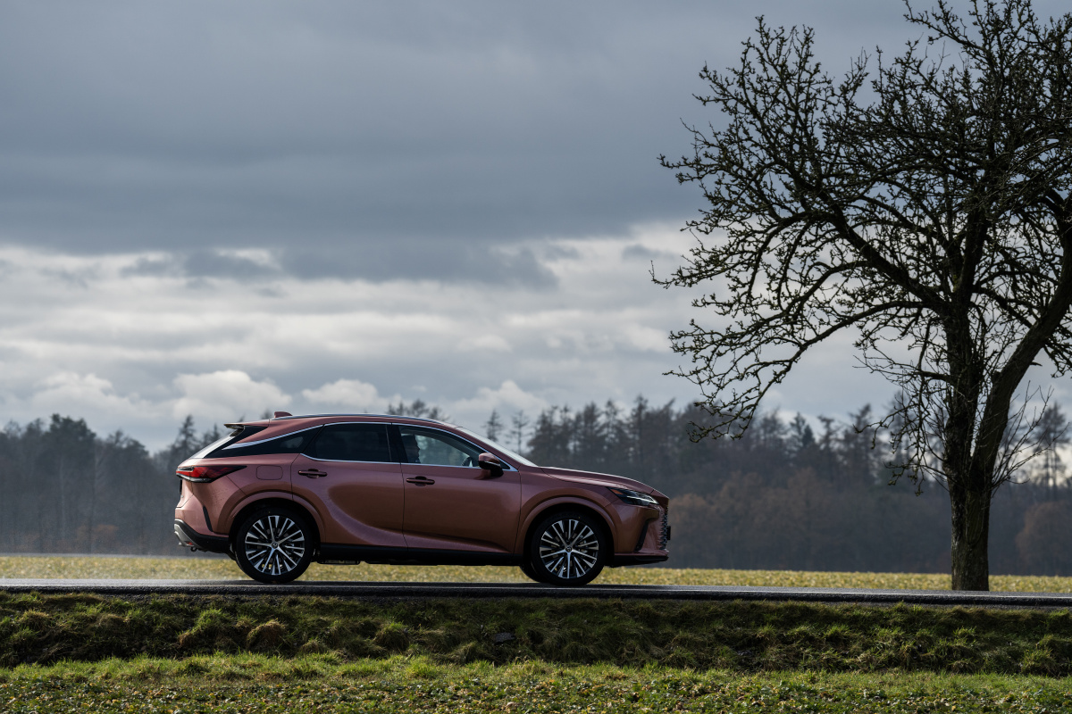 jk_20230309_lexus_rx_chmcely_0007