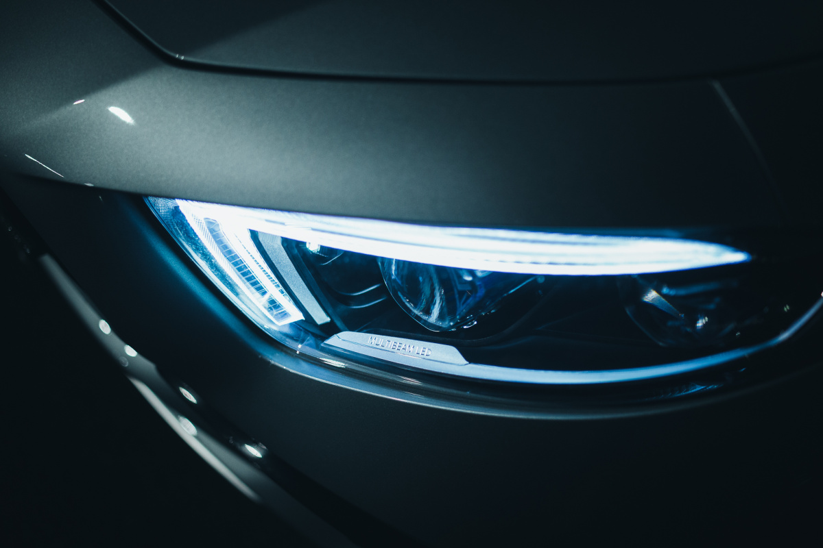 mercedes-amg-cls-61