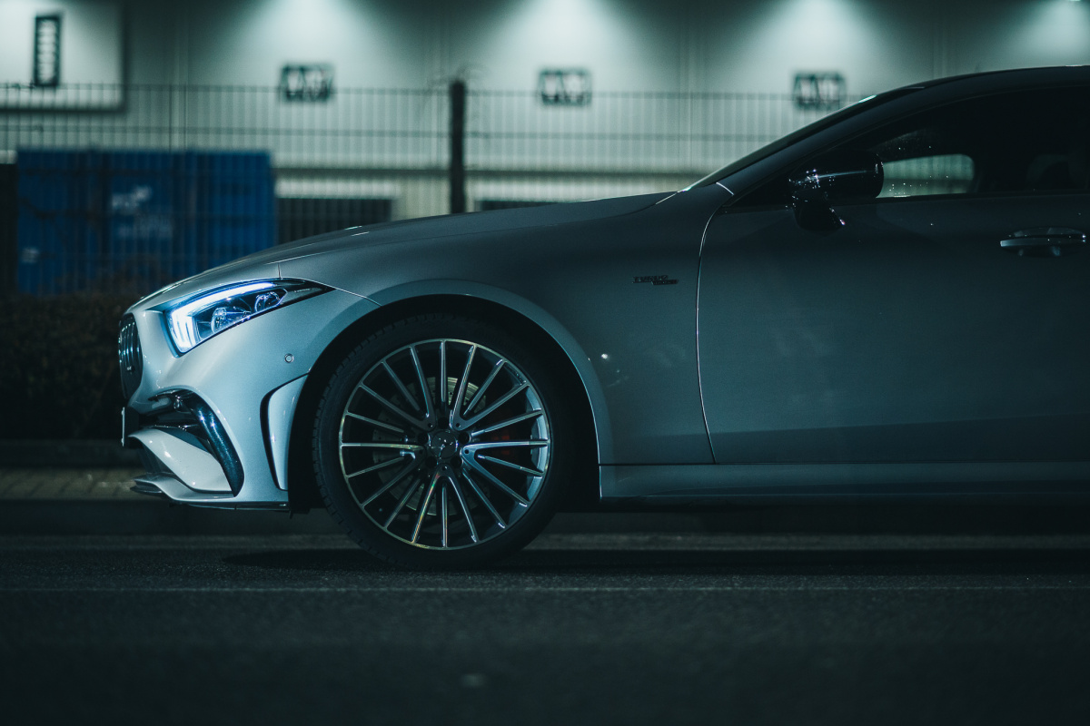 mercedes-amg-cls-74