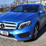 mercedes-benz-gla-12