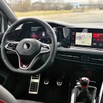 vw-golf-gti-2023-15