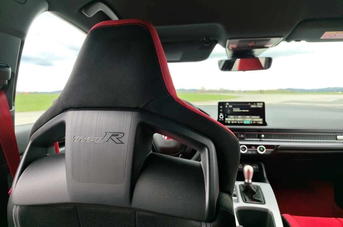 honda-civic-type-r-2023-28