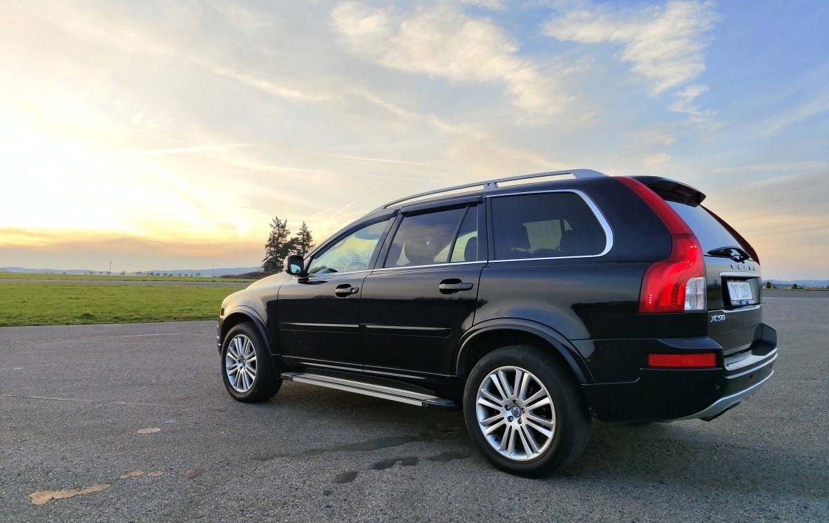volvo-xc90-20