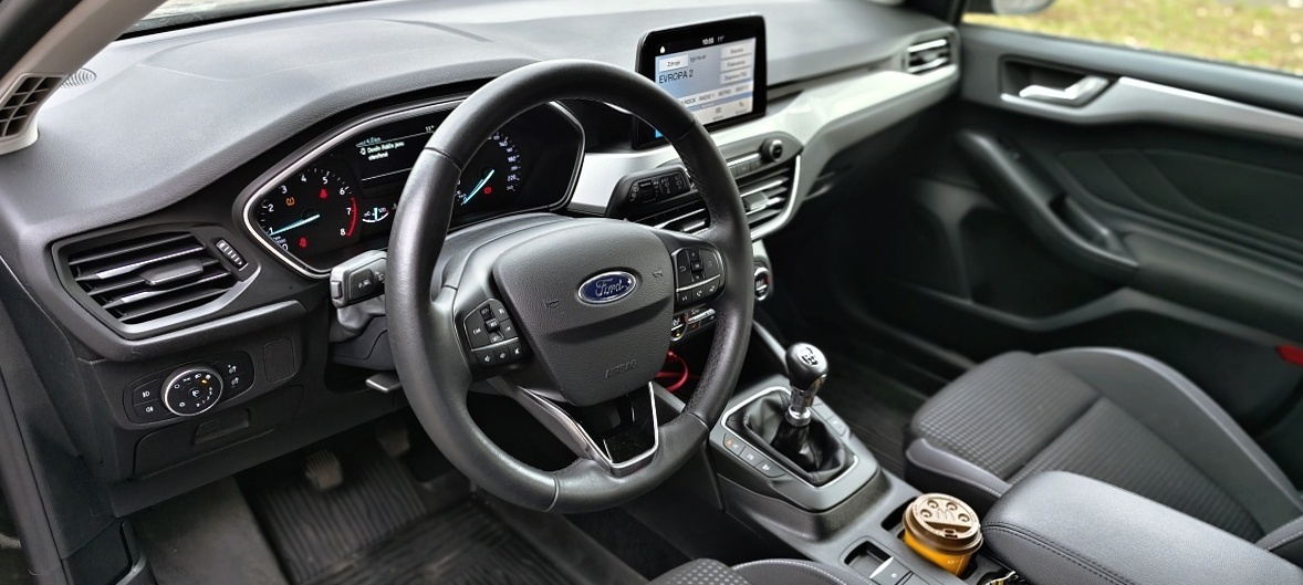 ford-focus-kombi-14