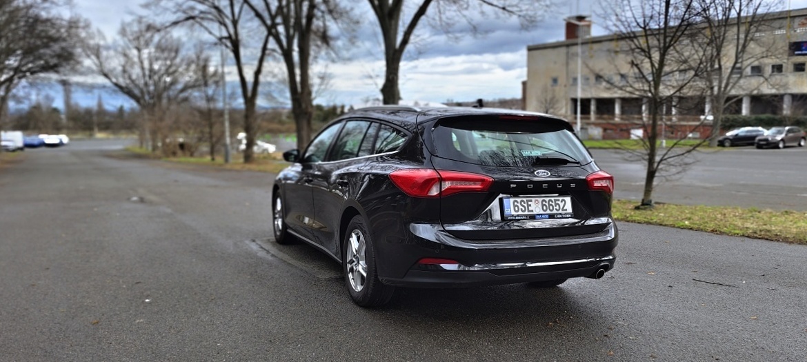 ford-focus-kombi-18