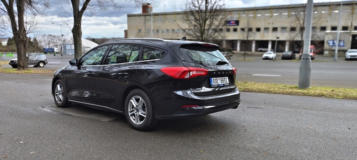 ford-focus-kombi-19