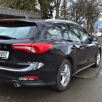 ford-focus-kombi-24