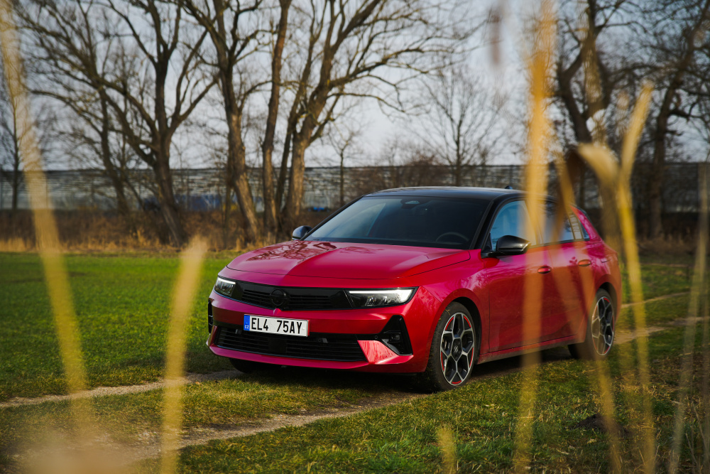 opel-astra-2023-11