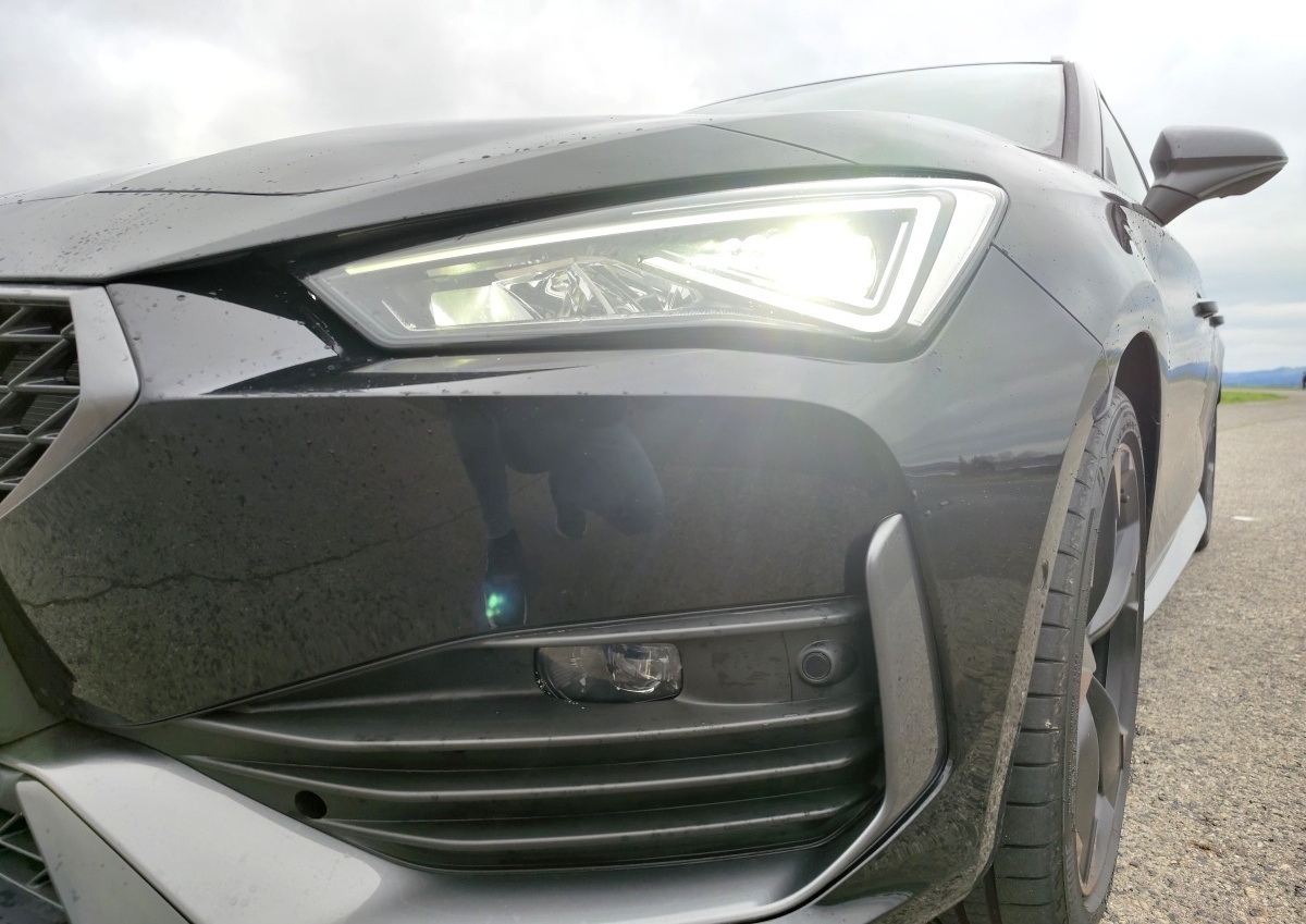 cupra-leon-sportstourer-9