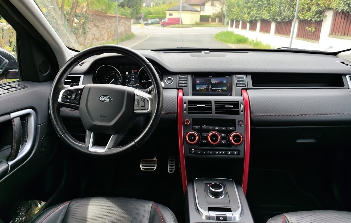 land-rover-discovery-sport-17