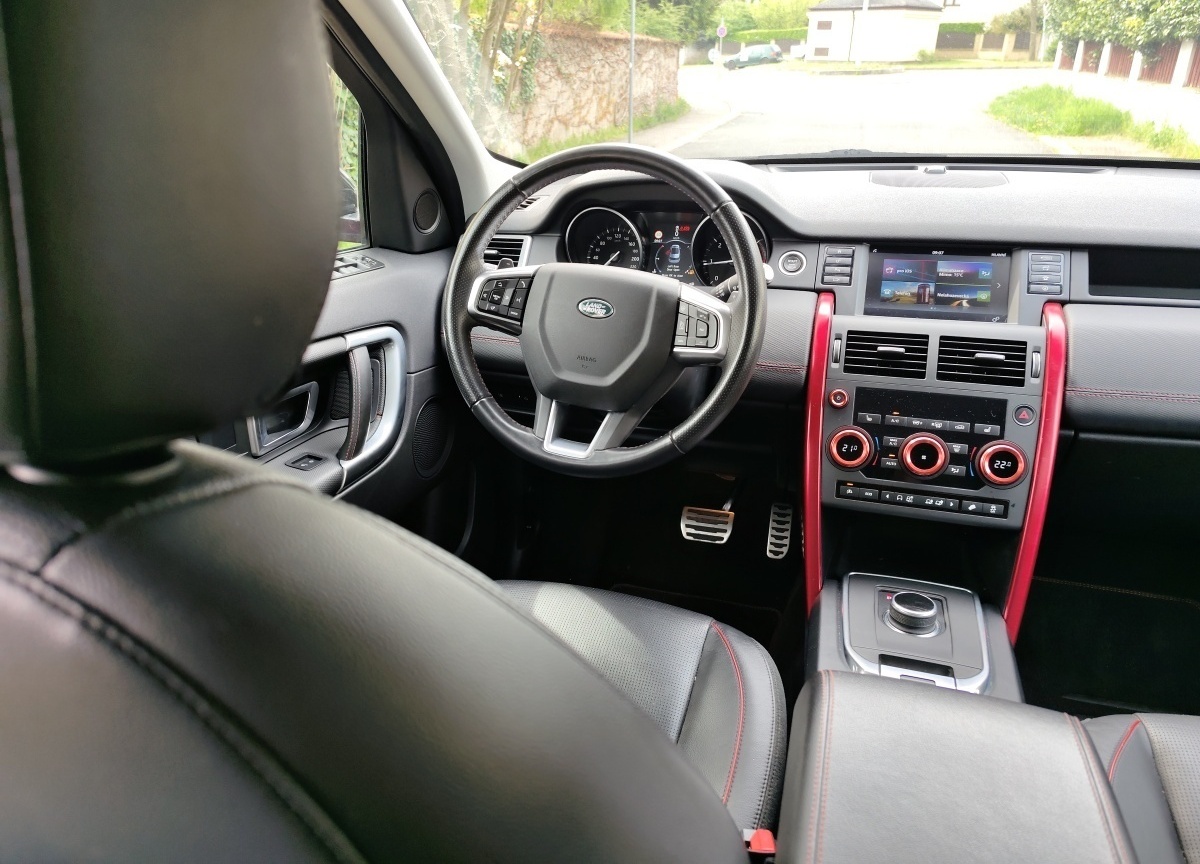 land-rover-discovery-sport-19