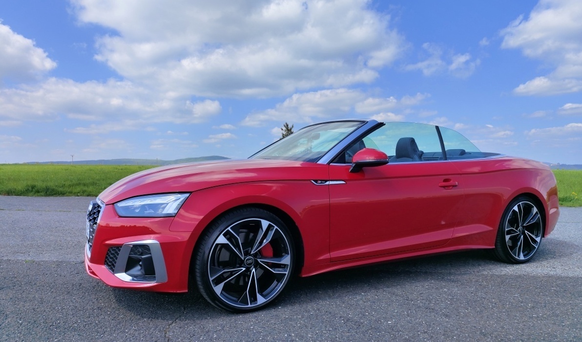 audi-a5-cabrio-2023-21