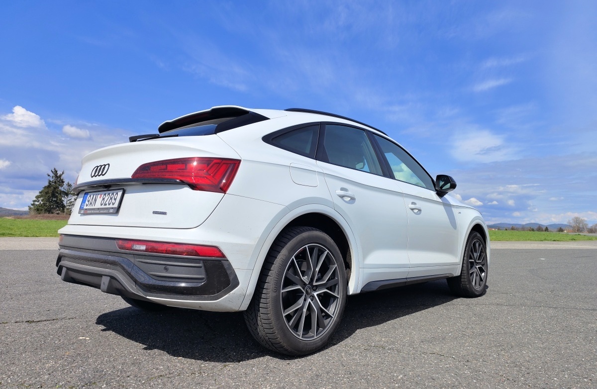 audi-q5-sportback-2023-21