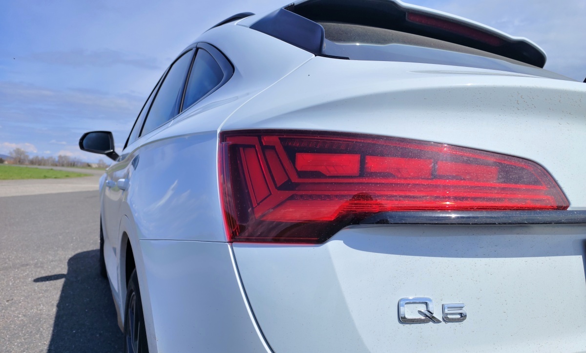 audi-q5-sportback-2023-23