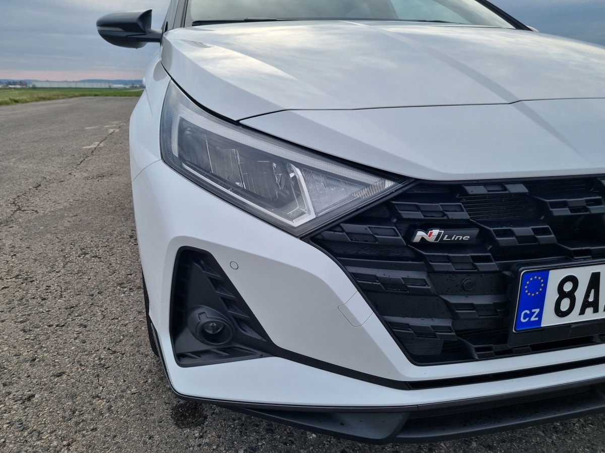 hyundai-i20-2023-9