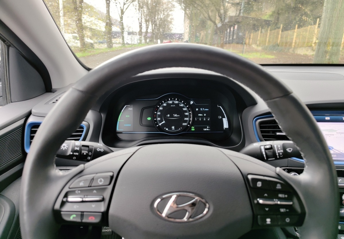 hyundai-ioniq-hybrid-14