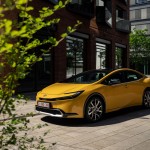 2023-prius-phev-dpl-013