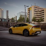 2023-prius-phev-dpl-023