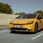 2023-prius-phev-dpl-033