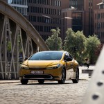 2023-prius-phev-dpl-038