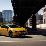 2023-prius-phev-dpl-045