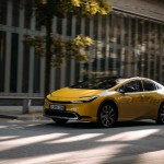 2023-prius-phev-dpl-055