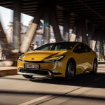 2023-prius-phev-dpl-065