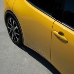 2023-prius-phev-dpl-075