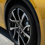 2023-prius-phev-dpl-076