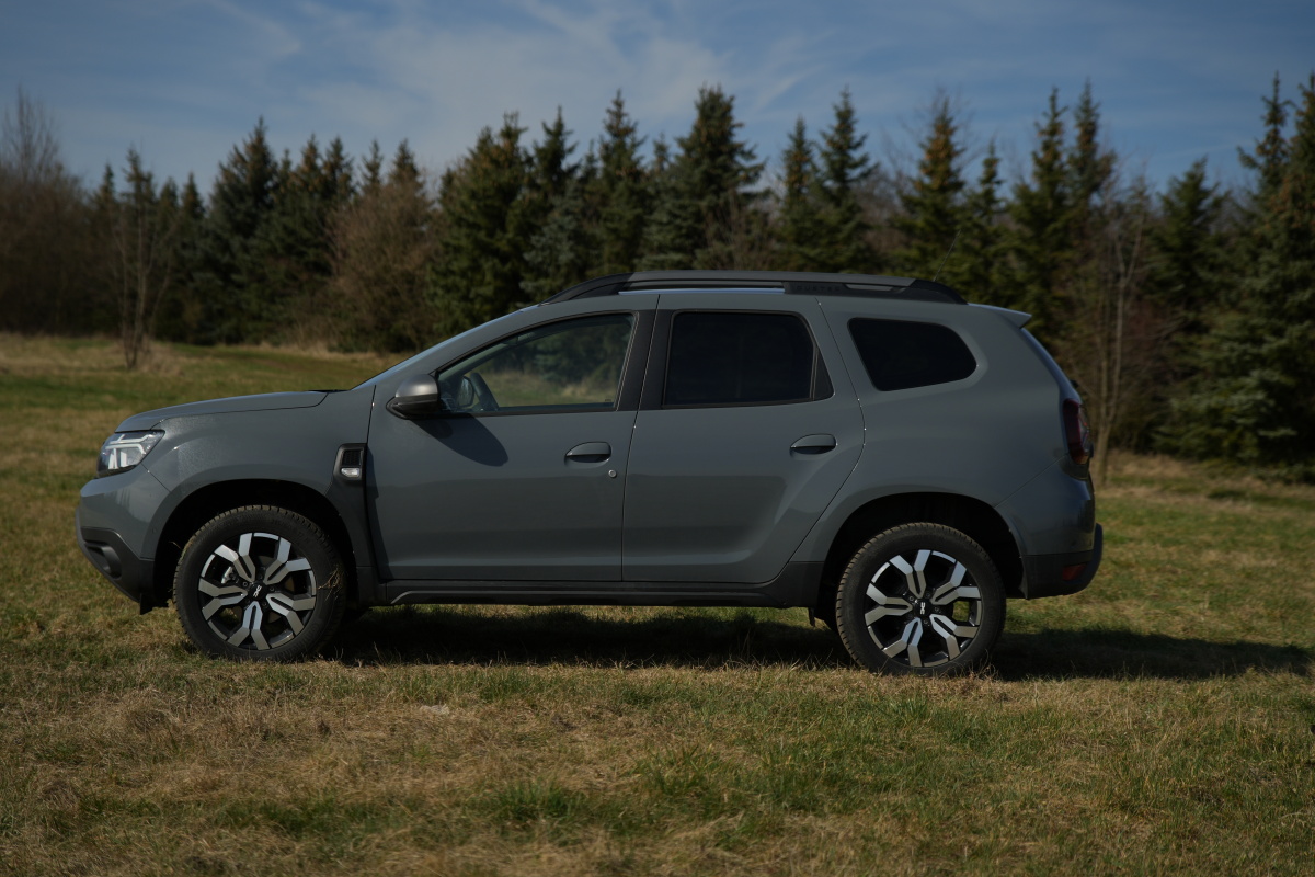dacia-duster-2023-10
