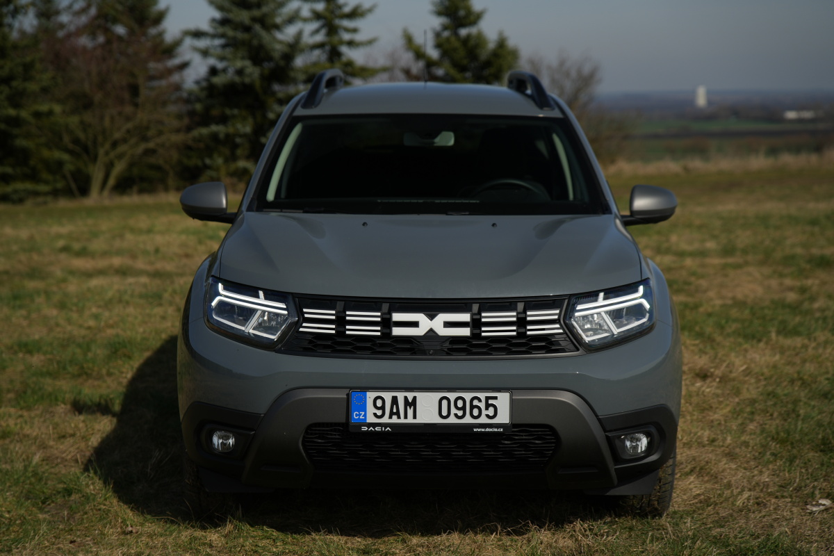 dacia-duster-2023-11