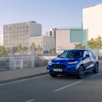 honda-zr-v-blue-24