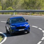 honda-zr-v-blue-34