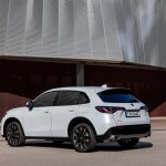 honda-zr-v-white-7