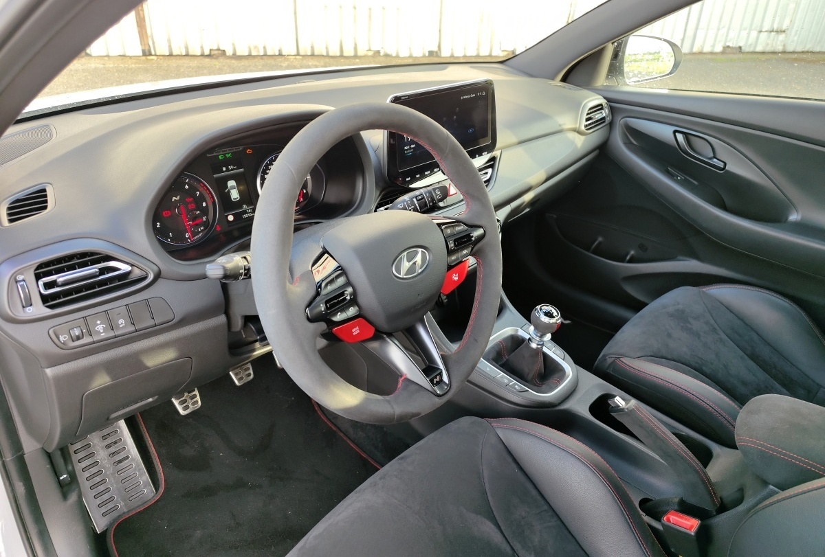 hyundai-i30-n-drive-n-16