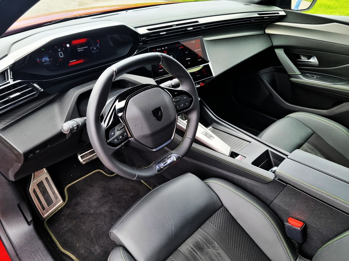 peugeot-408-19