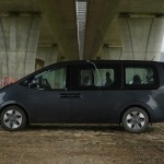 hyundai-staria-2023-24
