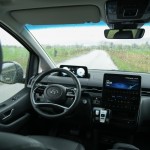 hyundai-staria-2023-9