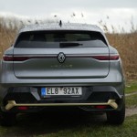 renault-megane-e-tech-2023-20