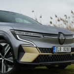 renault-megane-e-tech-2023-29