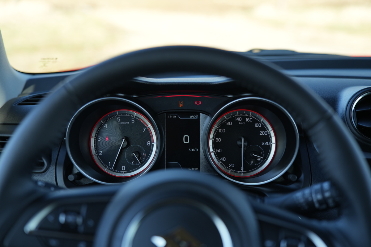 suzuki-swift-2023-20