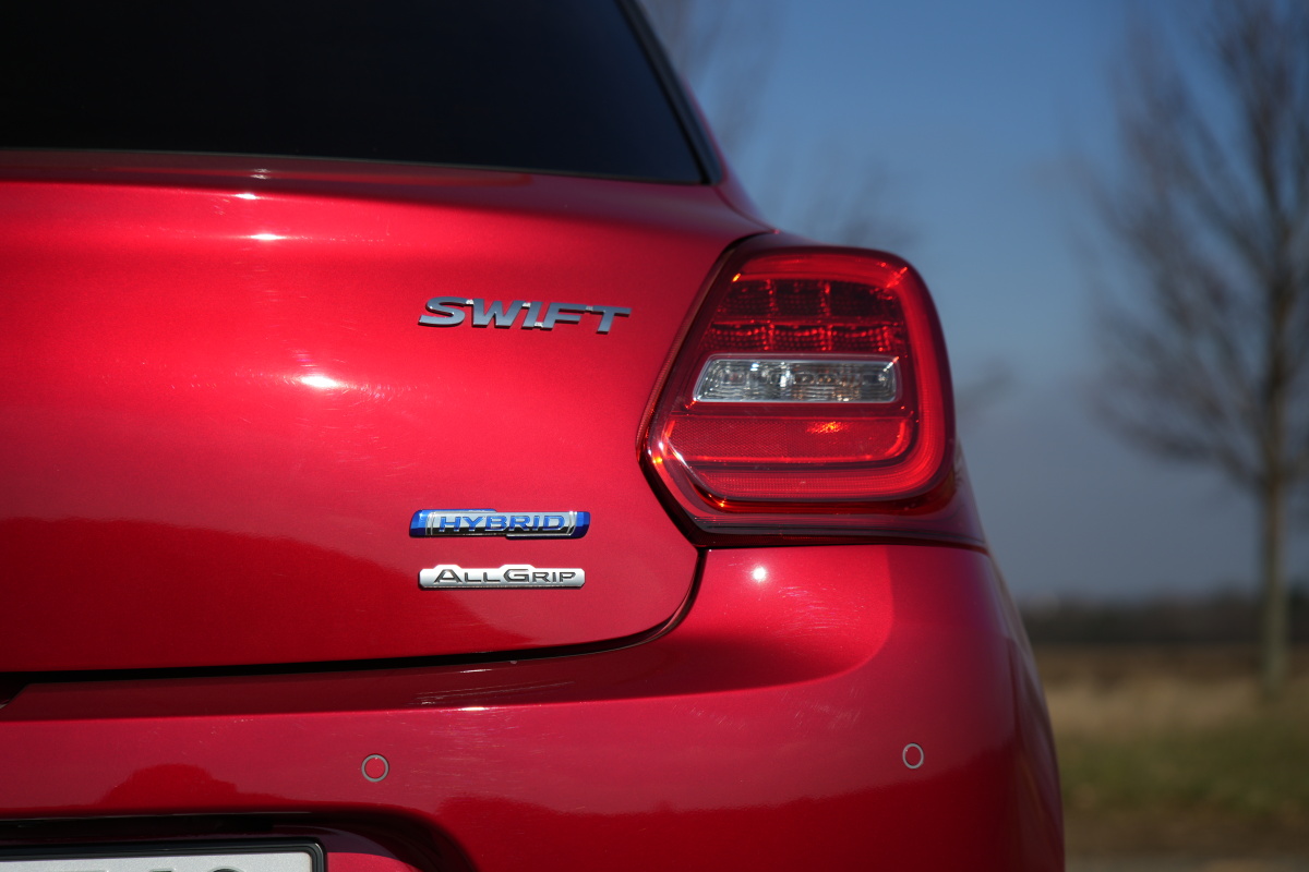 suzuki-swift-2023-9