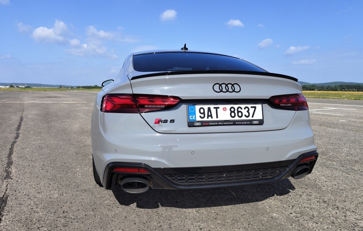 audi-rs-5-sportback-competition-plus-2023-13