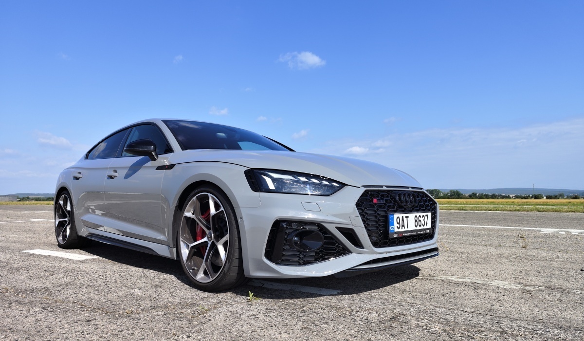 audi-rs-5-sportback-competition-plus-2023-38