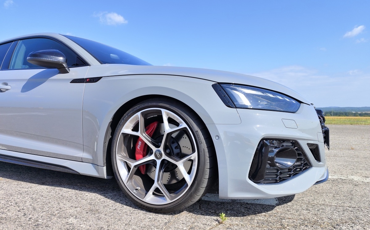 audi-rs-5-sportback-competition-plus-2023-40