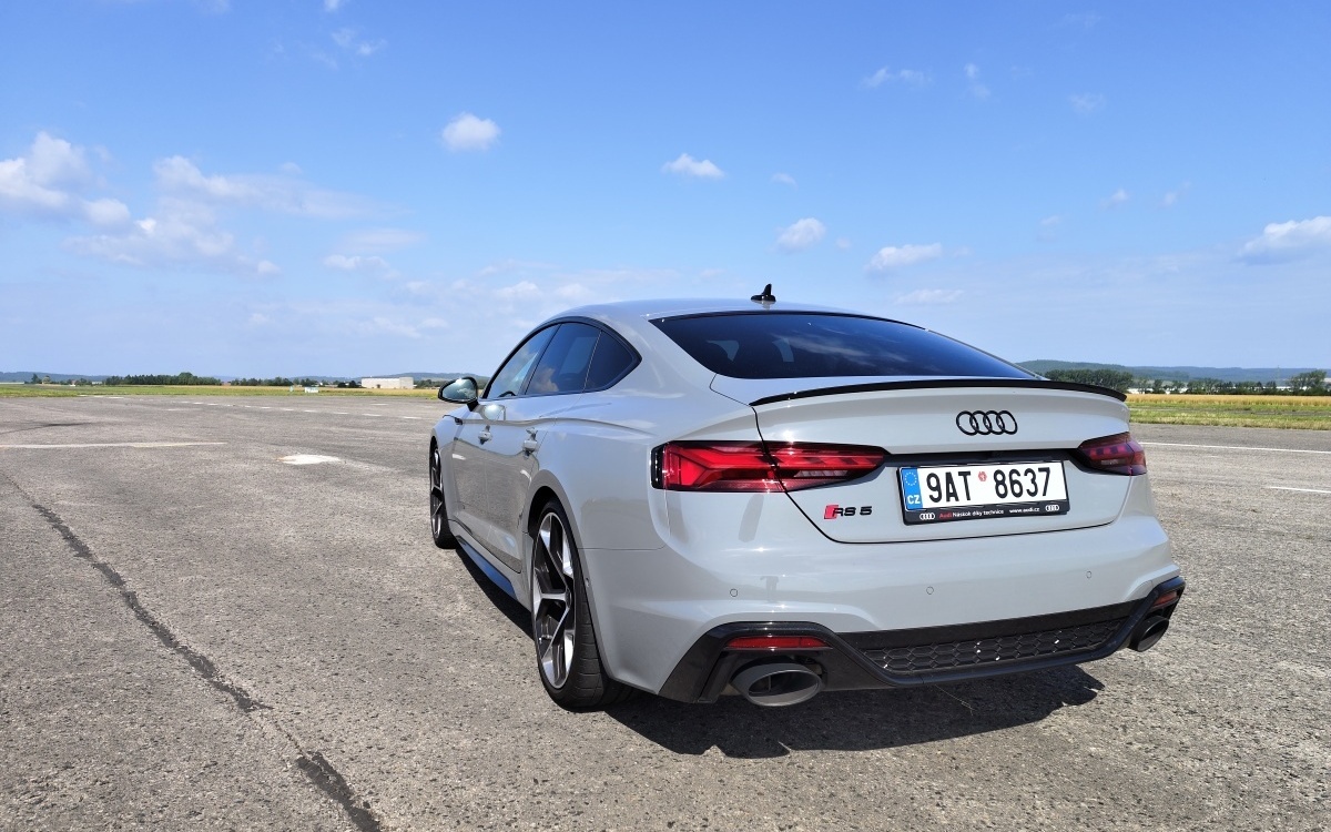 audi-rs-5-sportback-competition-plus-2023-9