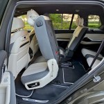 bmw-x7-m60i-2023-20