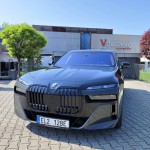 bmw-i7-2023-9